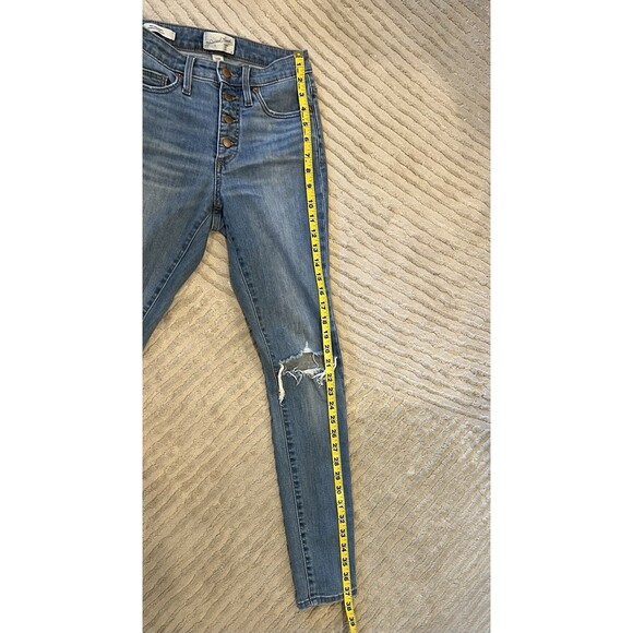 Universal Thread Women’s High Rise Distressed Skinny Button Fly Jeans Size 0/25R - Picture 6 of 7